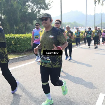 Runner Photo 6940633