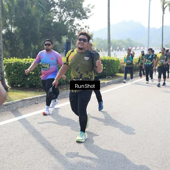 Runner Photo 6940641