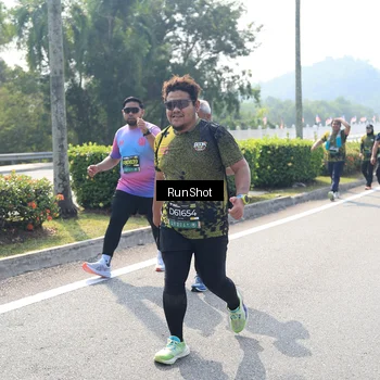 Runner Photo 6940649