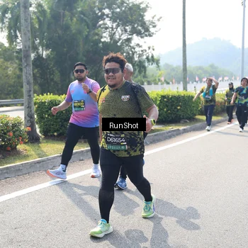Runner Photo 6940661
