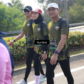 Runner Photo 6940741