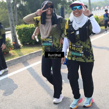 Runner Photo 6940745