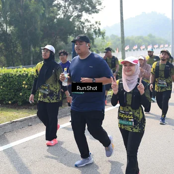 Runner Photo 6940798