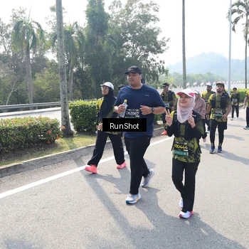 Runner Photo 6940803