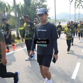 Runner Photo 6940835