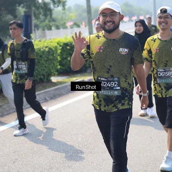 Runner Photo 6940850