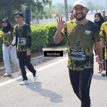 Runner Photo 6940858