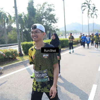 Runner Photo 6940867
