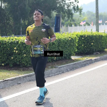 Runner Photo 6940888