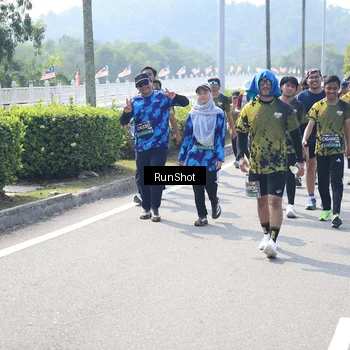 Runner Photo 6940892
