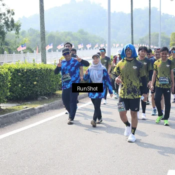 Runner Photo 6940893