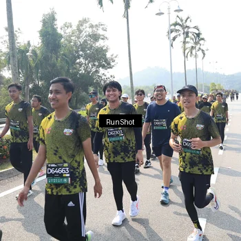 Runner Photo 6940914