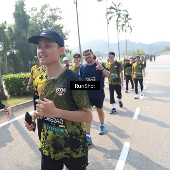 Runner Photo 6940916