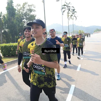 Runner Photo 6940917
