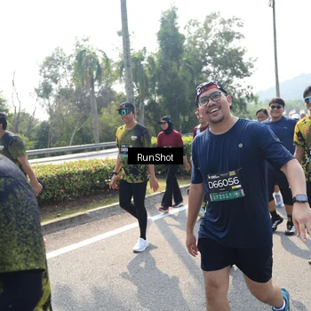 Runner Photo 6940926