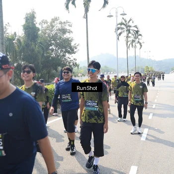Runner Photo 6940928