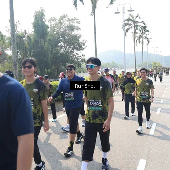 Runner Photo 6940933