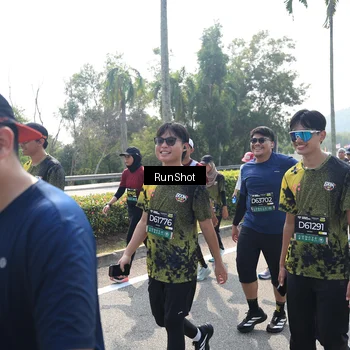 Runner Photo 6940936