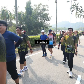 Runner Photo 6940944