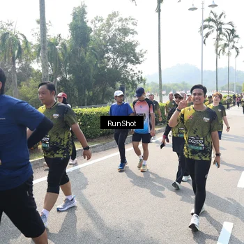 Runner Photo 6940947