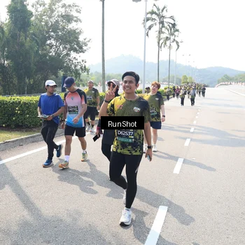 Runner Photo 6940956