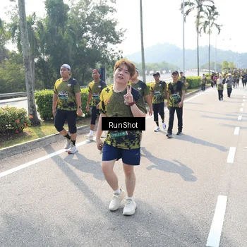 Runner Photo 6940975