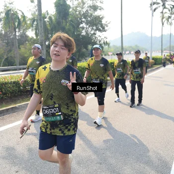 Runner Photo 6940981
