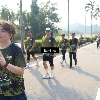 Runner Photo 6940984