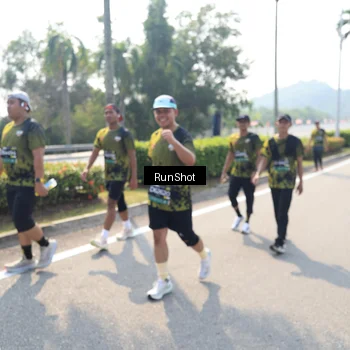 Runner Photo 6940989