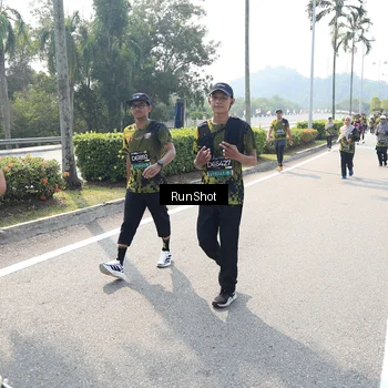 Runner Photo 6940996