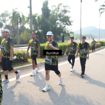 Runner Photo 6941005