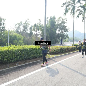 Runner Photo 6941017