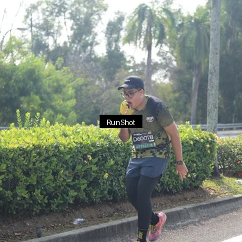 Runner Photo 6941031