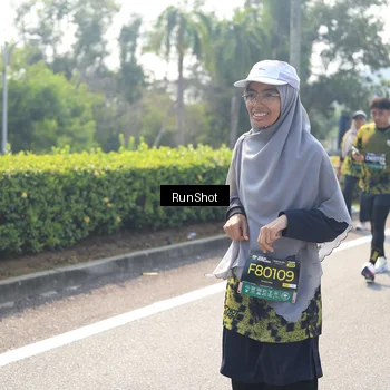 Runner Photo 6941035