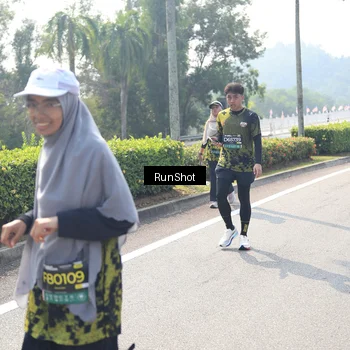 Runner Photo 6941038