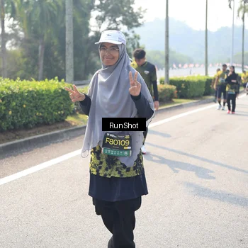 Runner Photo 6941045