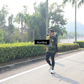 Runner Photo 6941047