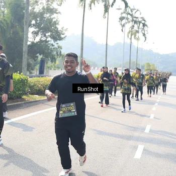 Runner Photo 6941053