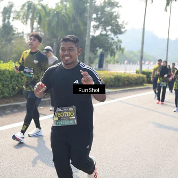 Runner Photo 6941058