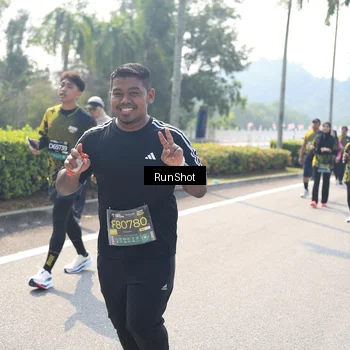 Runner Photo 6941060