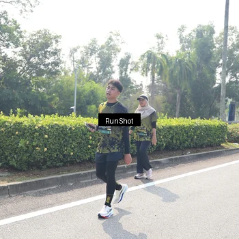 Runner Photo 6941067
