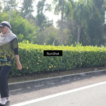 Runner Photo 6941077