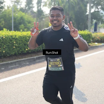 Runner Photo 6941079