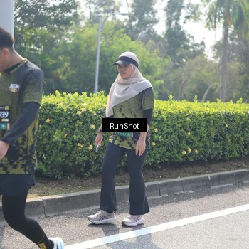 Runner Photo 6941081