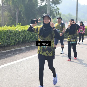 Runner Photo 6941084