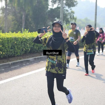 Runner Photo 6941089