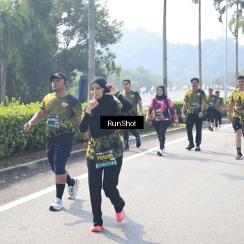 Runner Photo 6941098