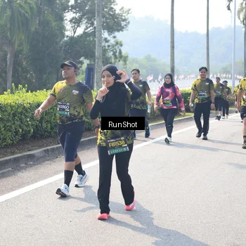 Runner Photo 6941099