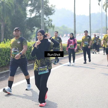 Runner Photo 6941101