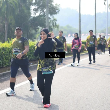 Runner Photo 6941102